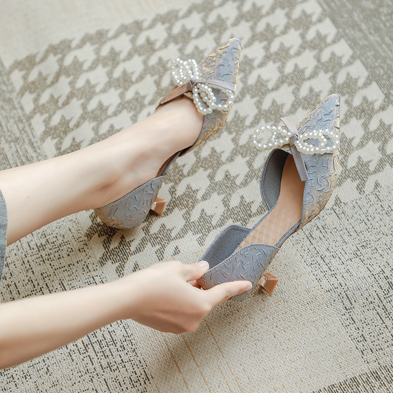 Damen elegant gestaltete Slingback-Pumps mit perlverziertem Schleifendetail EB