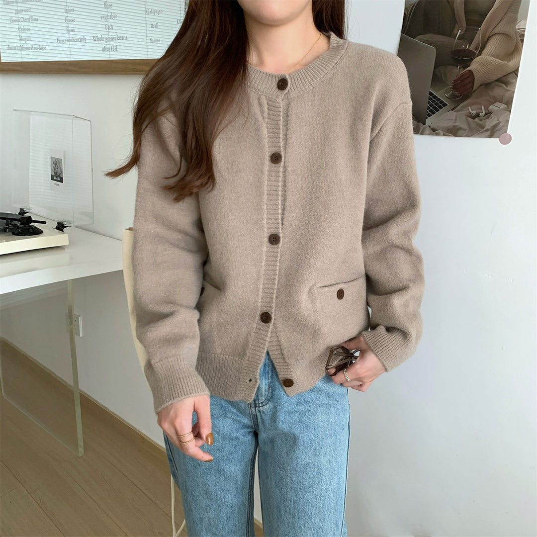 Damen Kuschelige Strickjacke mit praktischen Taschen EB