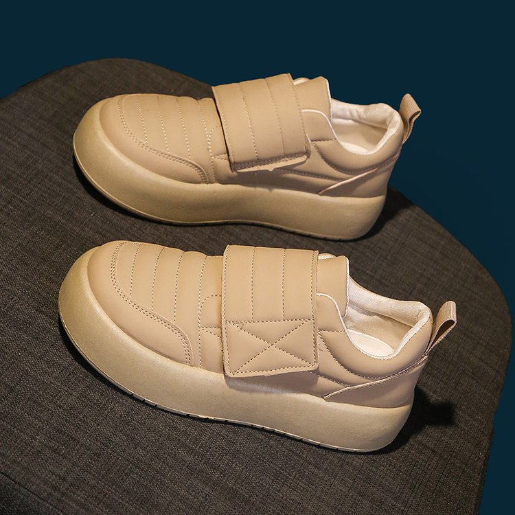 Damen trendige Slip-On Sneakers mit gepolsterter Oberfläche EB