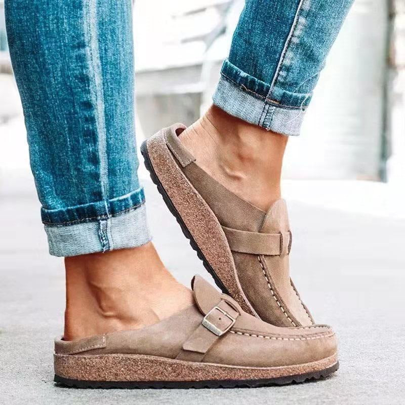 Damen Veloursleder-Slipper mit ergonomischer Korksohle und verstellbarem Schnallenriemen EB