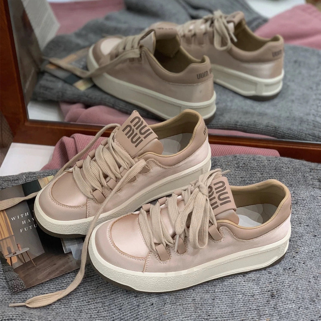 Damen Sportliche Sneakers mit atmungsaktivem Obermaterial und rutschfester Sohle EB