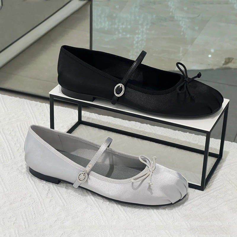 Damen Ballerinas mit verstellbarem Riemen und zierlichem Schleifendetail EB