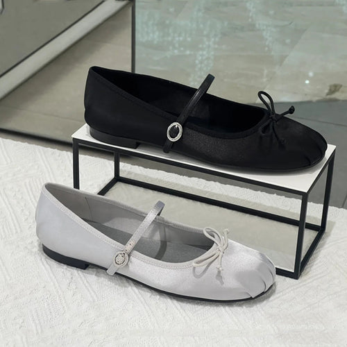 Damen Ballerinas mit verstellbarem Riemen und zierlichem Schleifendetail EB