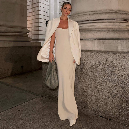 Damen Maxikleid mit schmalem Schnitt und herzförmigem Ausschnitt EB
