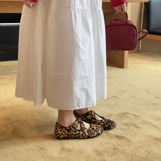 Damen Ballerinas mit modischem Leo-Muster und verstellbarem Riemchen EB