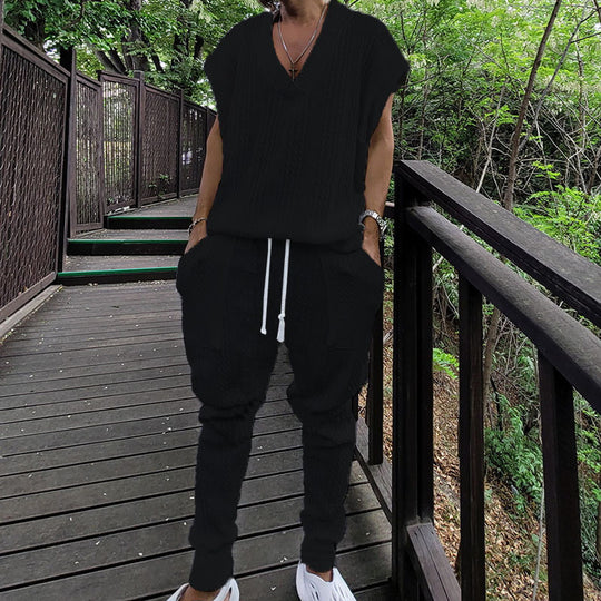 Damen lässiges Freizeit-Outfit mit strukturiertem Oberteil und bequemen Hosen EB