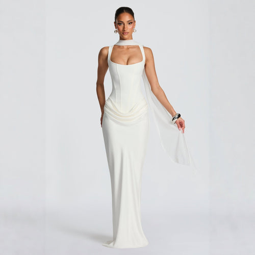 Damen Elegantes Maxikleid mit figurbetonendem Schnitt und raffiniertem Faltenwurf EB