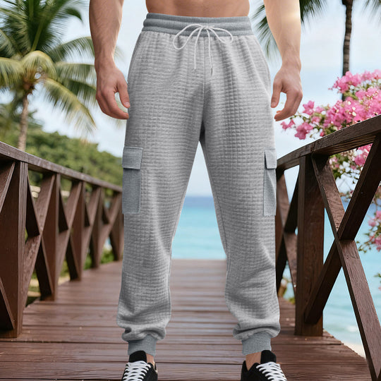 Herren Texturierte Cargo-Jogginghose mit Tunnelzug, aufgesetzten Klappentaschen und gerippten Bündchen EB