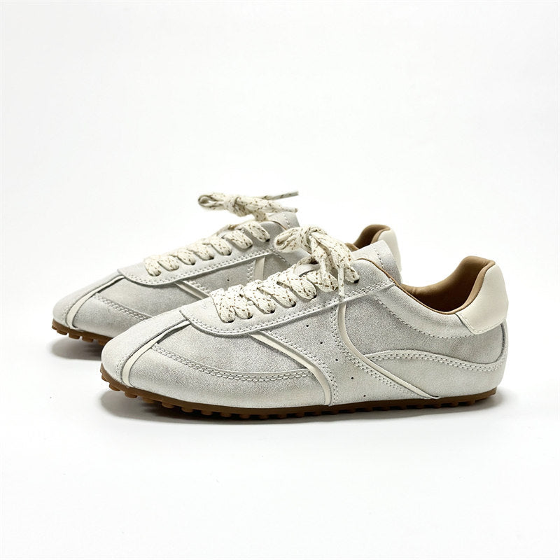 Damen Sportliche Lifestyle Sneakers mit elegantem Glanz EB