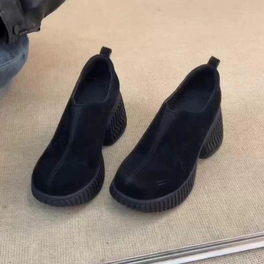 Damen modische Stiefeletten im angesagten Design mit erhöhter Laufsohle EB