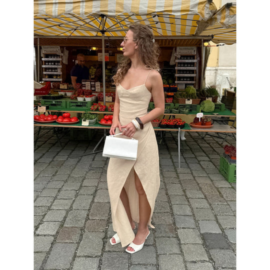Damen elegantes Maxikleid mit tiefem V-Ausschnitt und seitlichem Schlitz EB