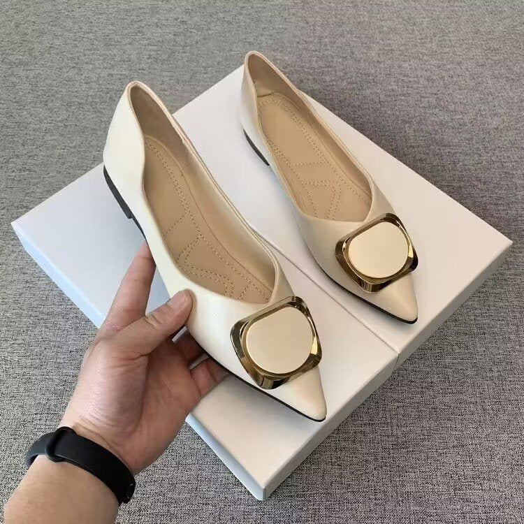 Damen elegante Ballerinas mit modischem Schmuckdetail und komfortablem Fußbett EB