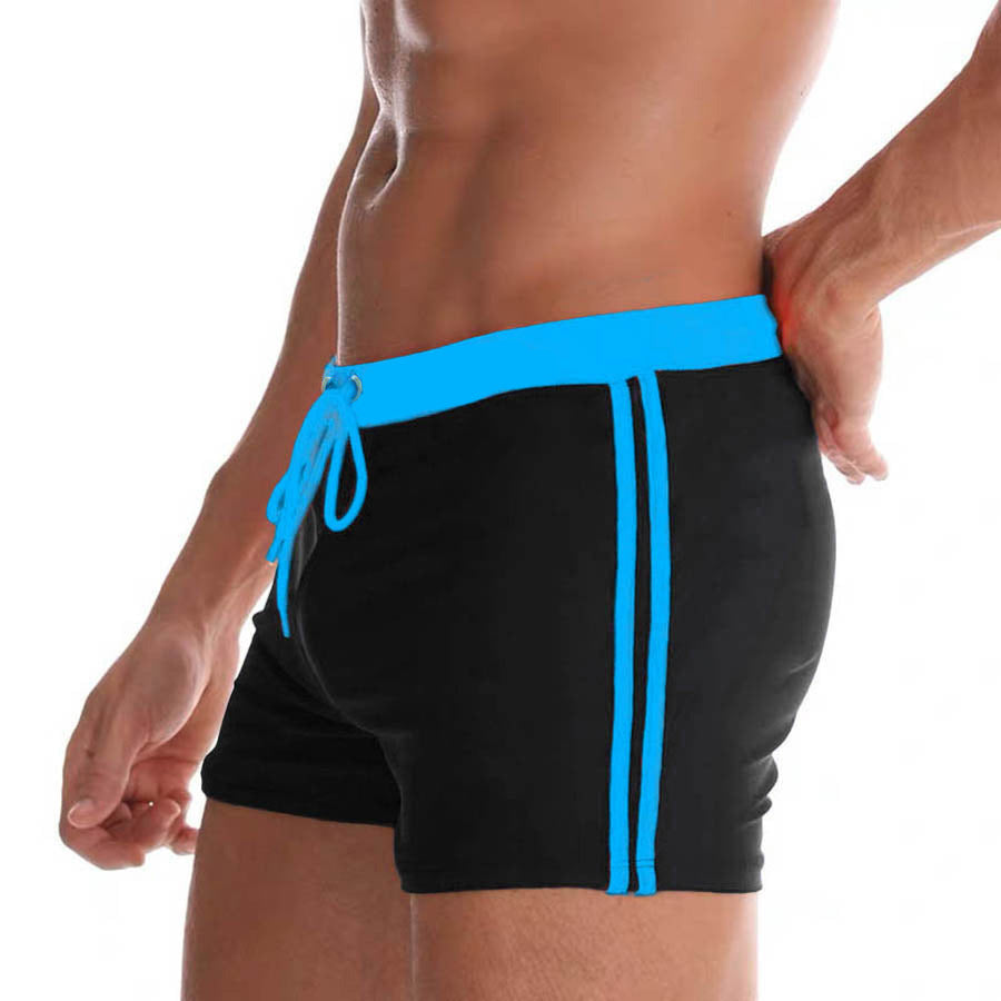 Herren Bade-Shorts mit peppigen Kontrastelementen EB