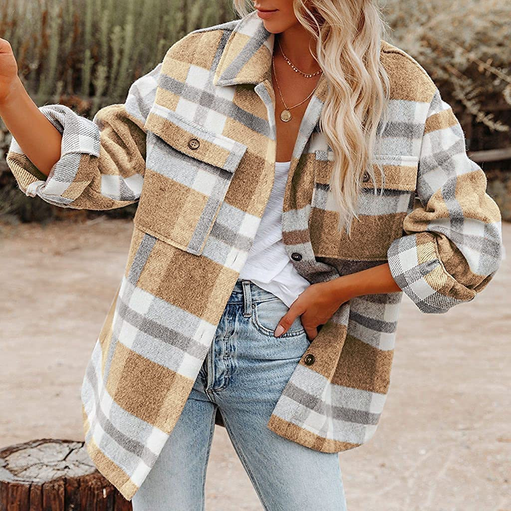 Damen Karierte Flanelljacke mit Lässigem Schnitt und Aufgesetzten Taschen EB