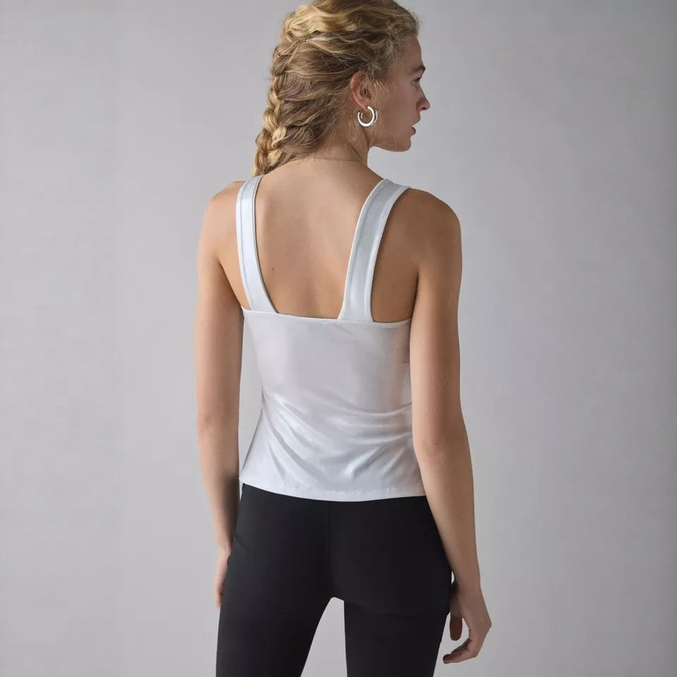 Damen Glänzendes Oberteil mit Wickeldetail EB