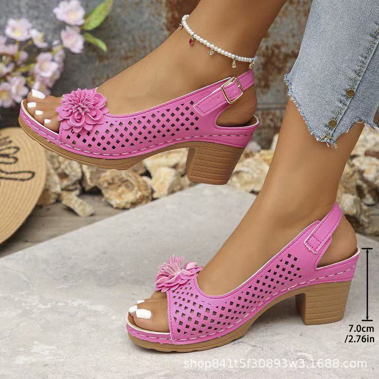 Damen Riemchen-Sandaletten mit floraler Applikation und komfortablem Blockabsatz EB
