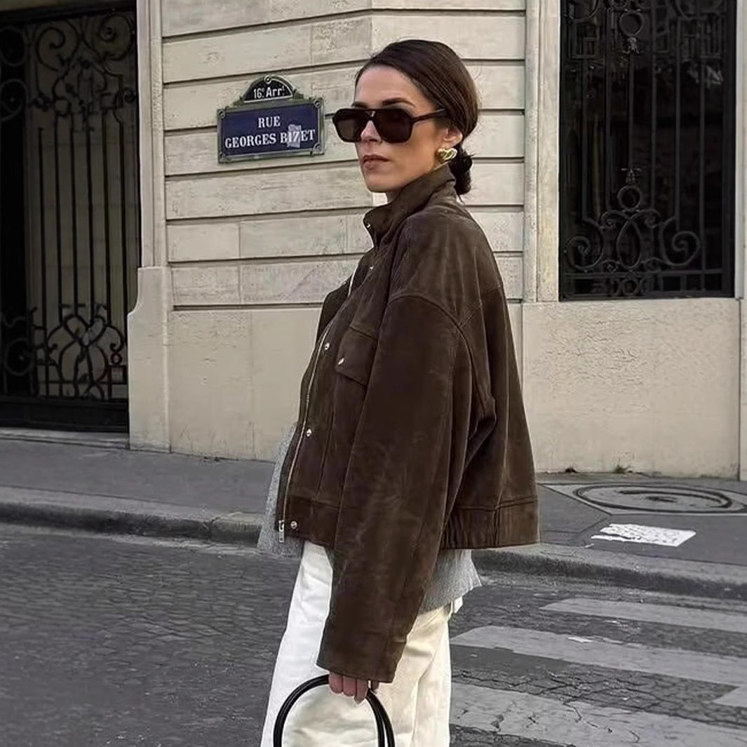 Damen zeitgemäße Relaxed-Fit Jacke mit aufgesetzten Taschen und Stehkragen EB