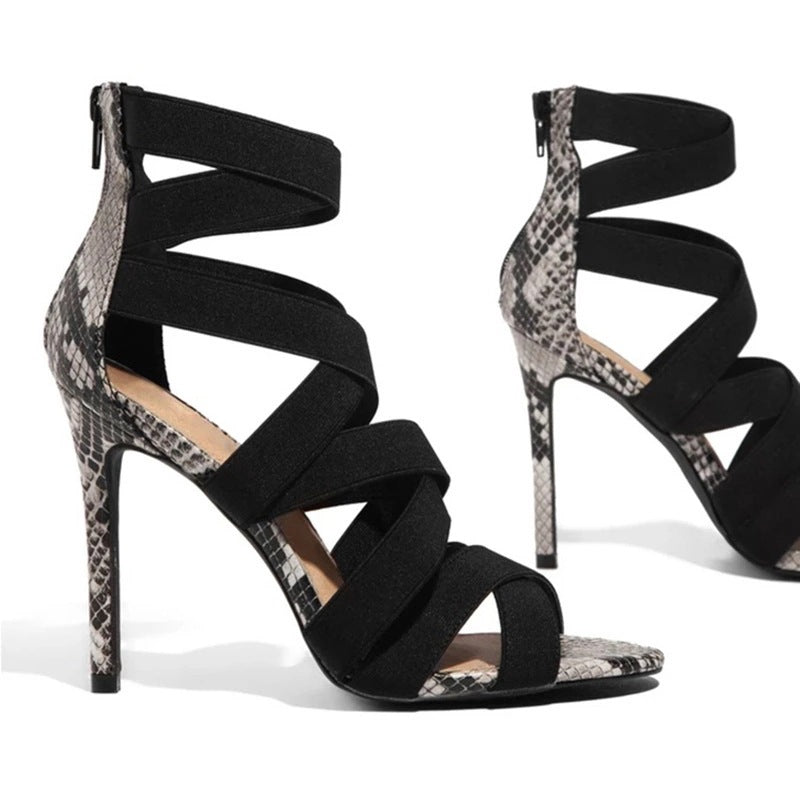 Damen Elegante High Heel Sandalen mit geflochtenen Riemen und strukturiertem Absatz EB