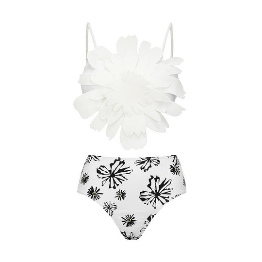 Damen Bikiniset mit besonderem Blumendekor und langem Wickelrock EB