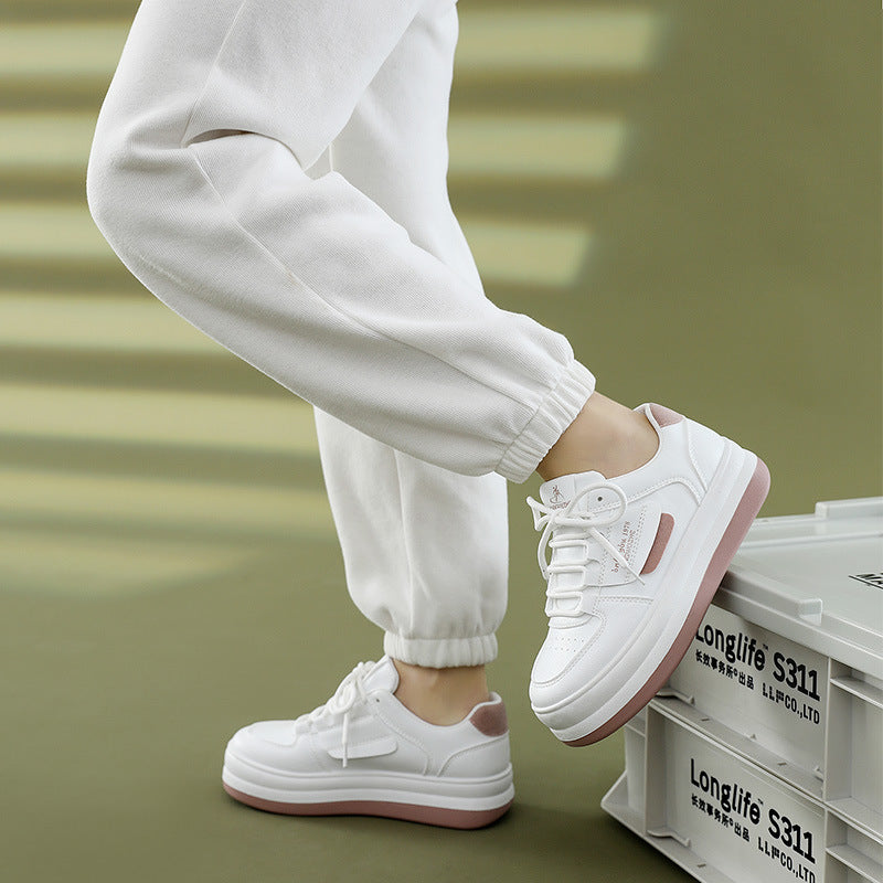 Damen Sportliche Sneakers mit erhöhtem Profil und flexibler Sohle EB