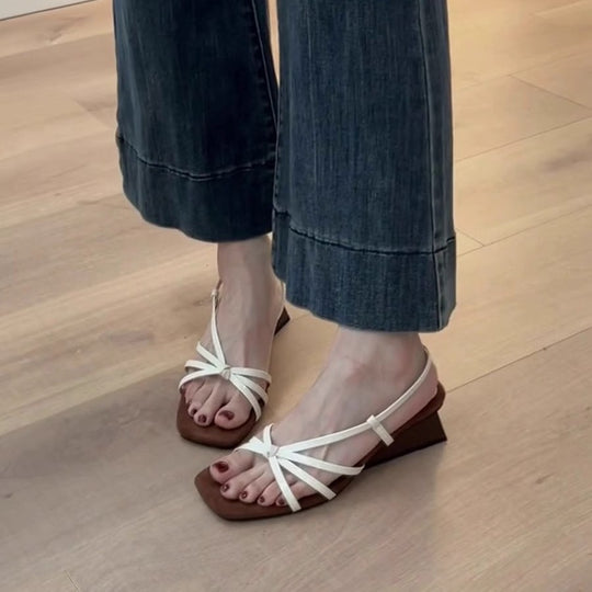 Damen Slingback-Pumps mit modischem Design und bequemer Wedge-Sohle EB