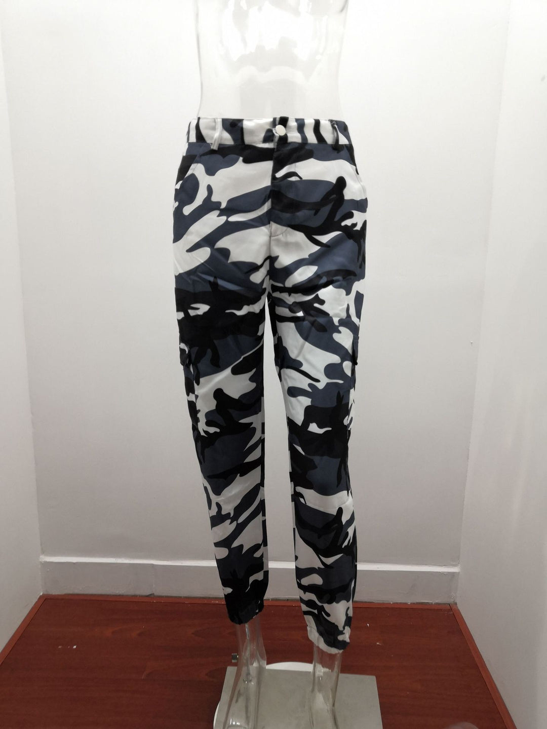 Damen nan Cargohose mit urbanem Camouflage-Print und elastischem Bund EB