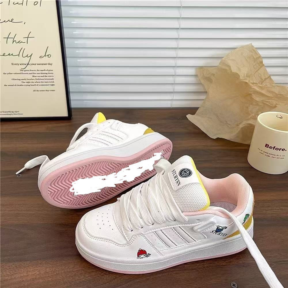 Damen Sneakers mit lustigen Applikationen und rutschfester Sohle EB