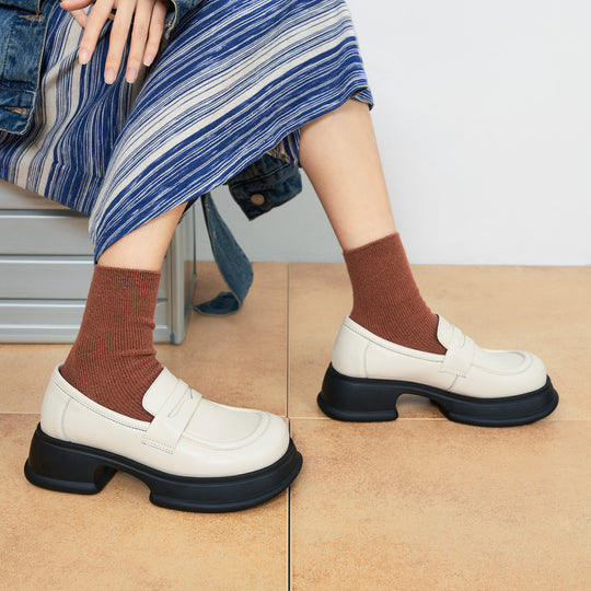 Damen moderner Loafer mit eleganter Schnallenverzierung EB