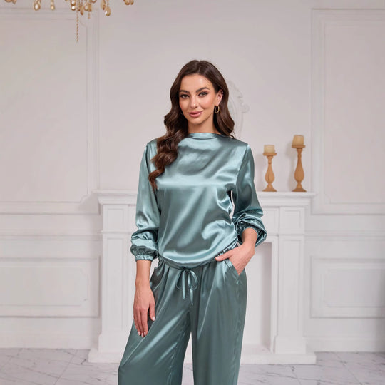 Damen Satin Freizeitanzug mit weitem Schnitt und eleganten Details EB