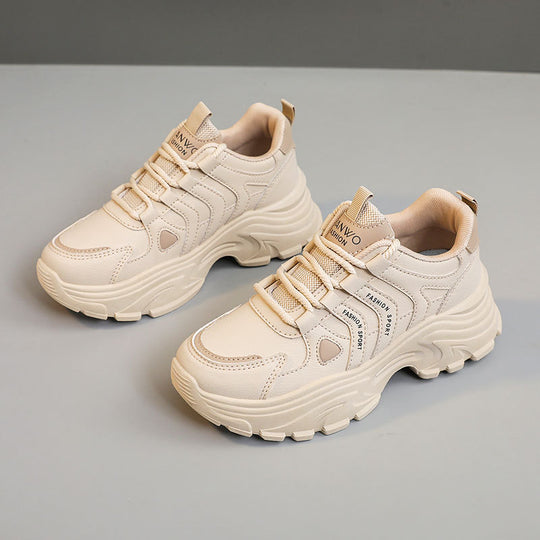 Damen Sportliche Freizeitsneaker mit retro-inspiriertem Design und komfortabler Dämpfung EB