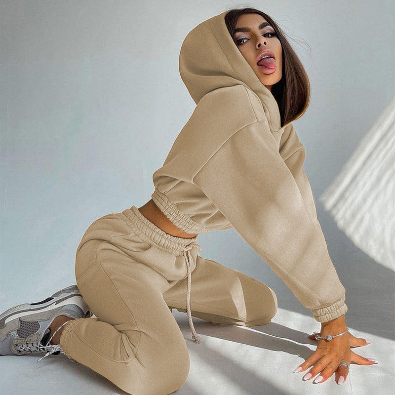 Damen cropped Kapuzen-Sweatset mit elastischem Rippbund und High-Waist Jogginghose EB