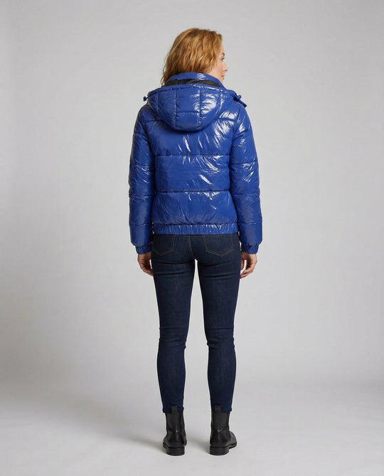 Hochglänzende Damen Steppjacke | EB