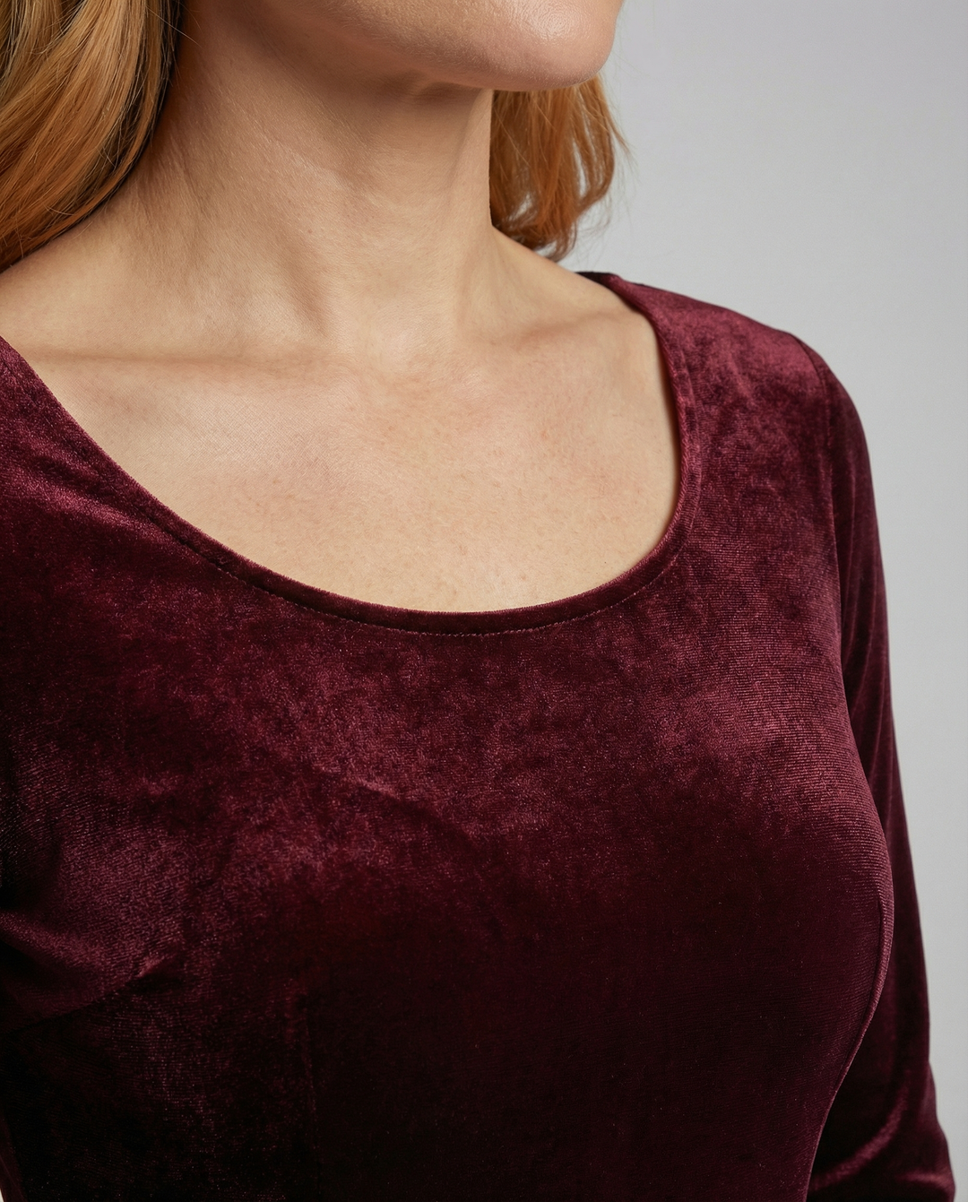 Damen Samt Minikleid mit Spitzenvolant und langen Ärmeln EB