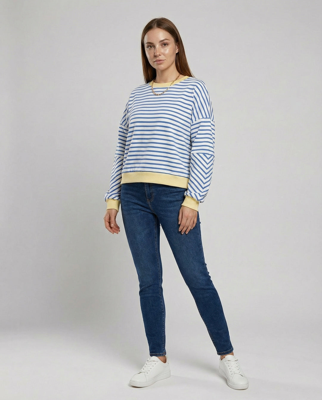 Damen lässiges gestreiftes Sweatshirt mit Boxy-Schnitt und kontrastierenden Abschlüssen EB