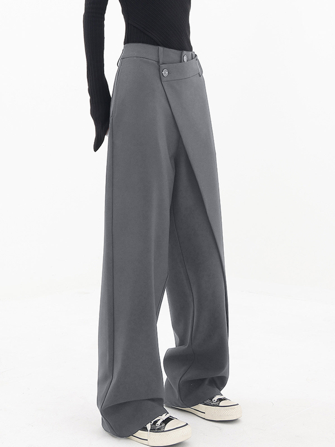 EB | Asymmetrische Baggy-Hose
