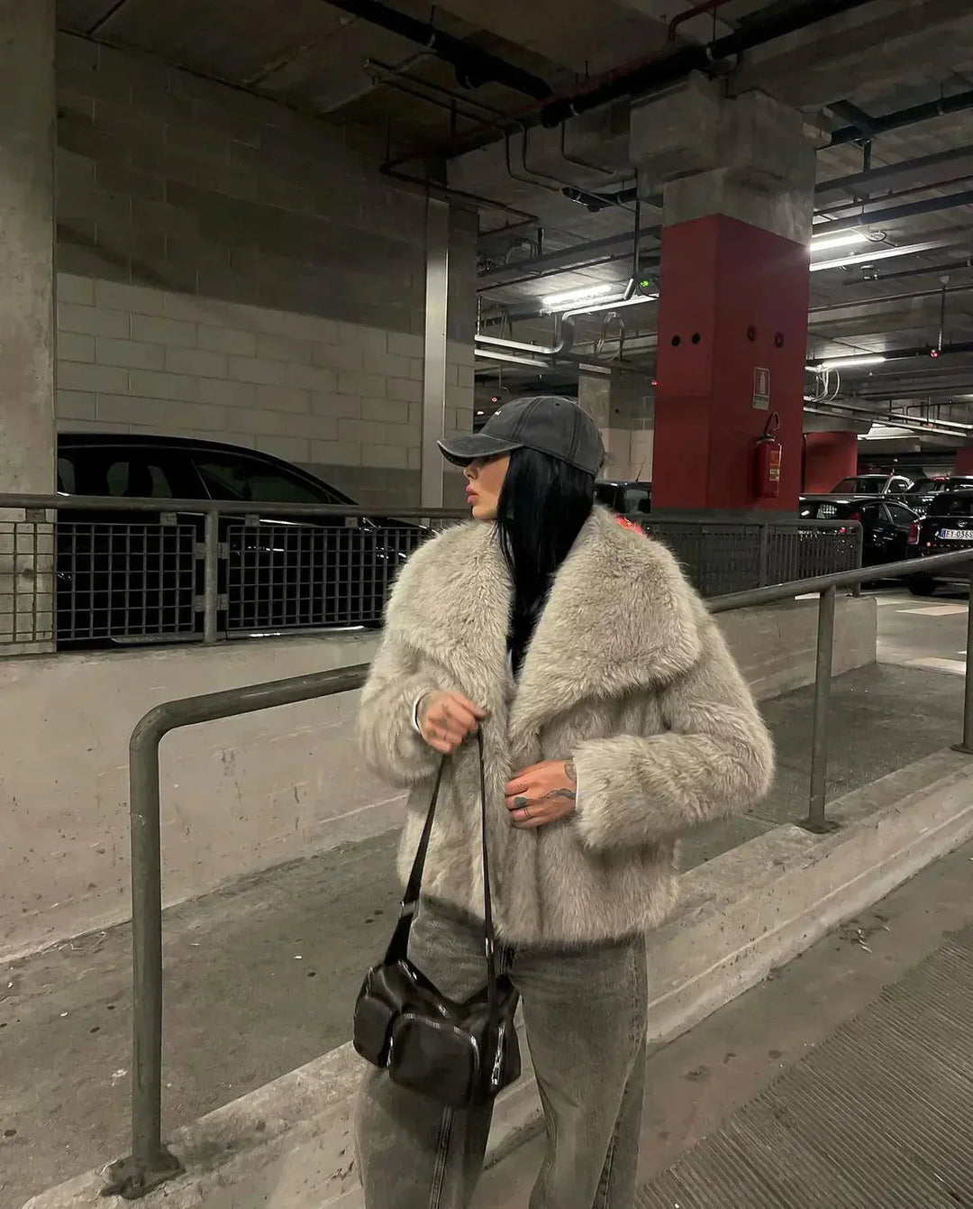 EB | Damen Kunstpelzjacke