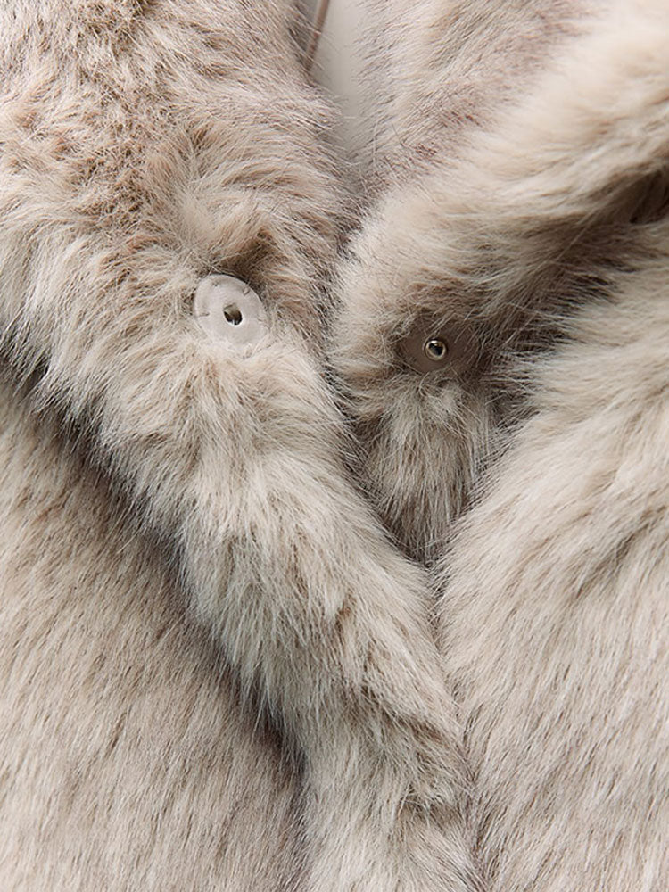 EB | Warme Pelzjacke Für Damen In Stilvollem Design