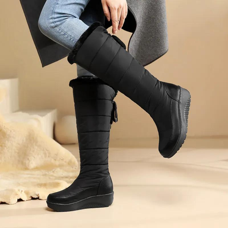 EB | Plüsch Schnür-Winterstiefel für Frauen – Gemütlich & Stylisch