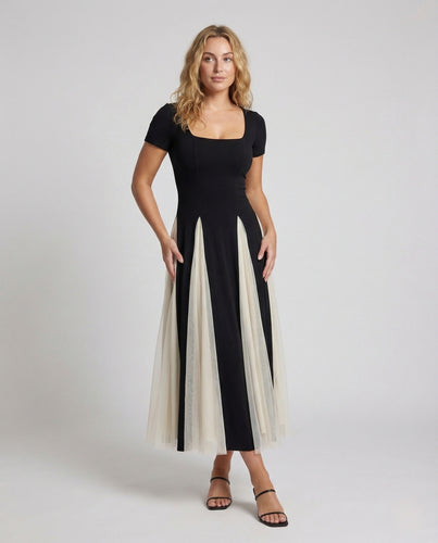 Damen Figurnahes Maxikleid mit Stufen