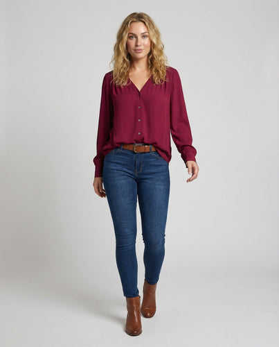 Damen leichte Viskose-Tunika-Bluse.