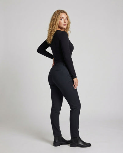Damen tailliertes Langarm-Basicshirt aus Modalmix