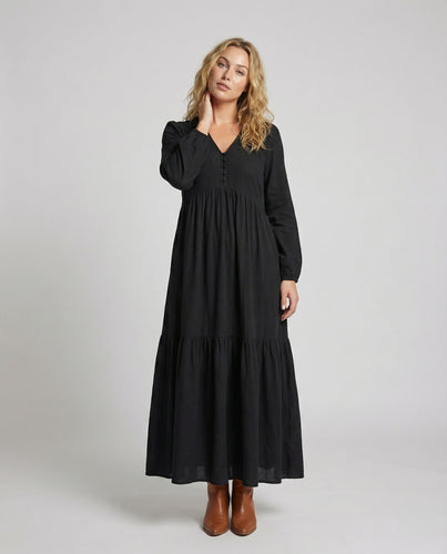 Damen luftiges Maxikleid mit Stufenrock