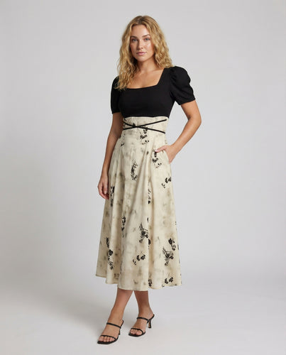 Damen Midikleid mit Puffärmeln und Blumenrock