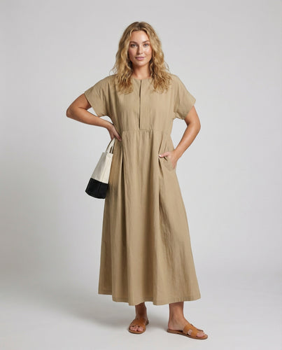 Damen weites Maxikleid mit kastiger Silhouette