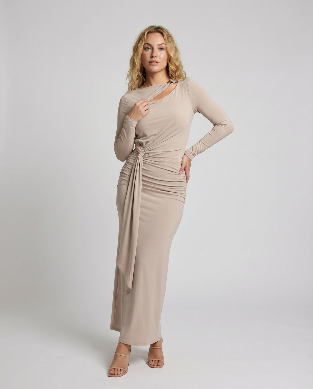 Product 15560972927306 - full_body_front