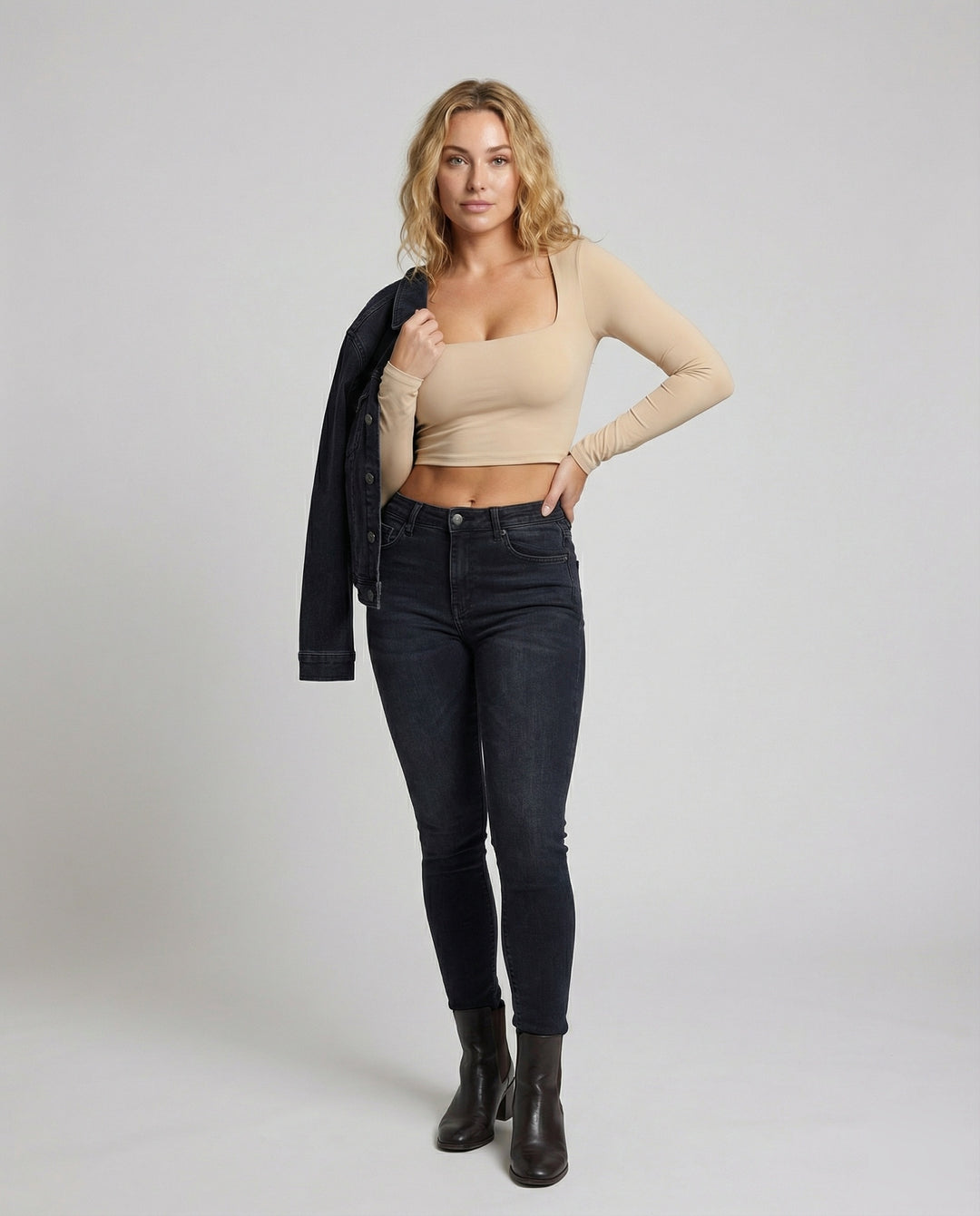 Product 15564293996874 - full_body_front