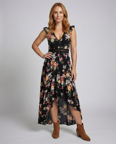 Damen nan boho-inspiriertes Maxikleid mit tiefem V-Ausschnitt, Häkel-Taillenband und asymmetrischem Volant-Saum EB