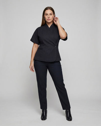 Damen nan kurzärmelige Wickelbluse mit Mandarinkragen und konturiertem Taillenschnitt EB