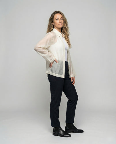 Damen nan leichte transparente Voile-Hemdbluse mit klassischem Kragen und kastiger Silhouette EB