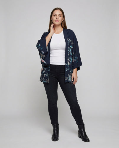 Damen nan leichtes Kimono-Jackett mit floralem Allover-Print, offenem Vorderteil und weiten 3/4-Ärmeln EB